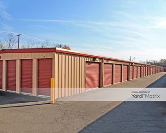 Photo 2 of Premier Storage - 1516 Mill Street, Conway, AR