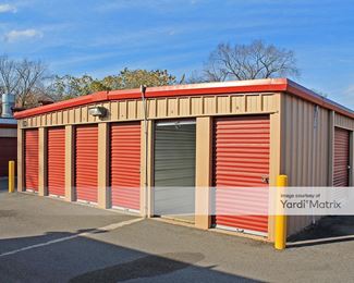 Photo 3 of Premier Storage - 1516 Mill Street, Conway, AR