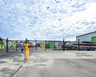 Photo 2 of Extra Space Storage - 880 Bay Road, Mount Dora, FL
