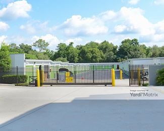 Photo 3 of Extra Space Storage - 2631 East Semoran Blvd, Apopka, FL