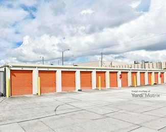 Photo 4 of iStorage - 932 Dyer Blvd, Kissimmee, FL