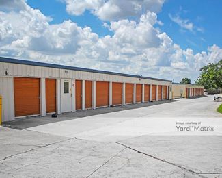 Photo 5 of Storage King USA - 995 North Highway 27, Minneola, FL