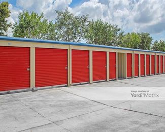 Photo 6 of Storage King USA - 995 North Highway 27, Minneola, FL