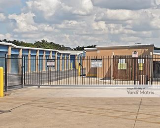Photo 5 of Extra Space Storage - 7600 Tezel Road, San Antonio, TX
