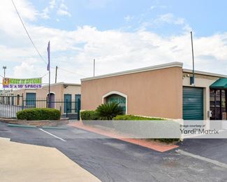 Photo 6 of Storage Hub - 8771 Crownhill Blvd, San Antonio, TX