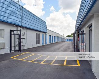 Photo 2 of Your Storage Place - 6414 San Pedro Avenue, San Antonio, TX