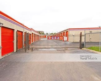 Photo 2 of Public Storage - 31 Meadowland, Universal City, TX