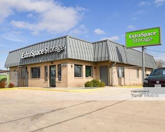 Photo 1 of Extra Space Storage - 9665 Marbach Road, San Antonio, TX