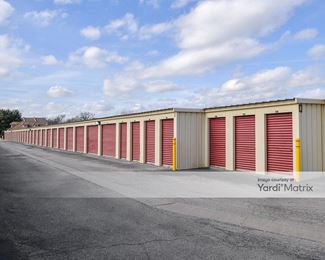 Photo 3 of Extra Space Storage - 9403 Marbach Road, San Antonio, TX