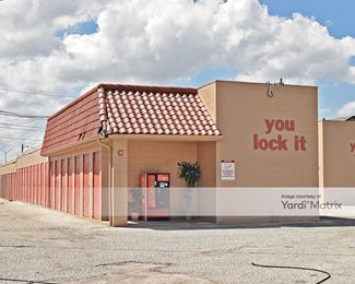 Photo 2 of Spacesavers Self Storage - 2331 Goliad Road, San Antonio, TX