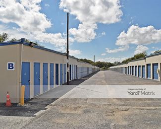 Photo 4 of Otter Self Storage - 13923 SW Loop 410, San Antonio, TX