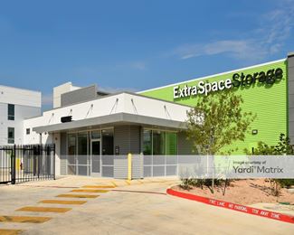 Photo 1 of Extra Space Storage - 1974 South Alamo Street, San Antonio, TX