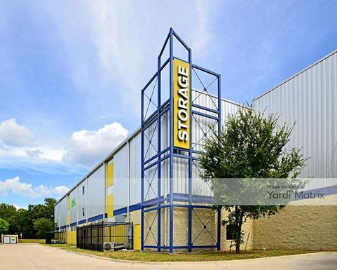 Photo 6 of Extra Space Storage - 6450 De Zavala Road, San Antonio, TX