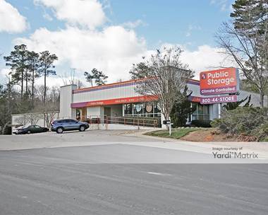 Storage Units for Rent available at 8733 Glenwood Avenue, Raleigh, NC 27617