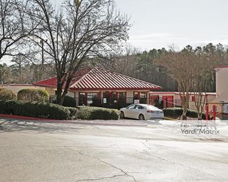 Photo 2 of SecurCare Self Storage - 6501 Hillsborough Street, Raleigh, NC
