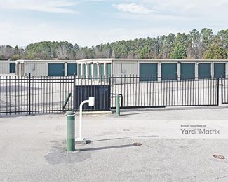Photo 3 of Storage King USA - 4000 Tryon Road, Raleigh, NC