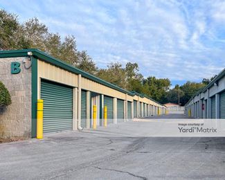 Photo 5 of Storage King USA - 31725 Mt Plymouth Loop, Sorrento, FL