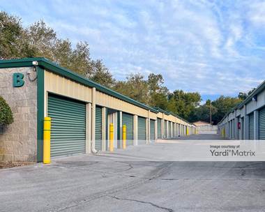 Storage Units for Rent available at 31725 Mt Plymouth Loop, Sorrento, FL 32776