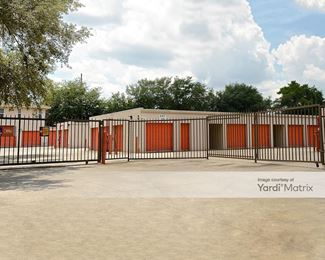 Photo 3 of Public Storage - 310 West Central Pkwy, Altamonte Springs, FL