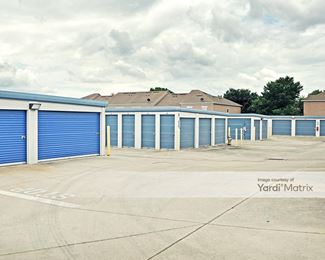 Photo 3 of Aloma Self Storage - 3625 Aloma Avenue, Oviedo, FL