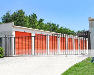 Photo 2 of Public Storage - 1701 Dyer Blvd, Kissimmee, FL