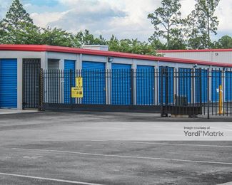 Photo 3 of Storage Rentals of America - 3585 US Highway 17, Fleming Island, FL