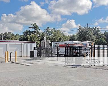 Storage Units for Rent available at 10724 Lem Turner Road, Jacksonville, FL 32218