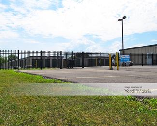 Photo 2 of LocalStorage - 450 Grant Avenue, Auburn, NY