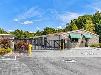Photo 3 of A-Verdi Self Storage - 8530 Henry Clay Blvd, Clay, NY