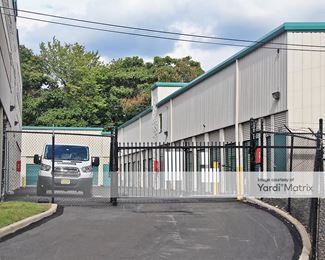 Photo 5 of Extra Space Storage - 37 Oakwood Avenue, Orange, NJ