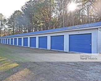 Photo 5 of Carolina Self Storage - 1330 Brightleaf Blvd, Smithfield, NC