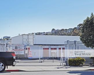Photo 3 of Stop N Stor Mini Storage - 2285 Jerrold Avenue, San Francisco, CA