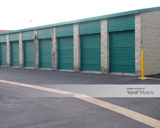 Photo 2 of Extra Space Storage - 5140 River Road, Bethesda, MD