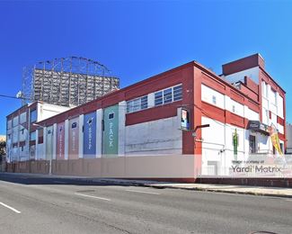 Photo 2 of Budget Self Storage - 414 Raymond Blvd, Newark, NJ