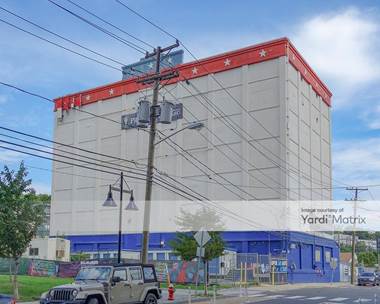 Storage Units for Rent available at 315 Coles Street, Jersey City, NJ 07310