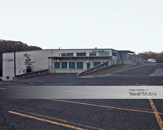Photo 2 of Extra Space Storage - 22 Hollywood Avenue, Ho Ho Kus, NJ