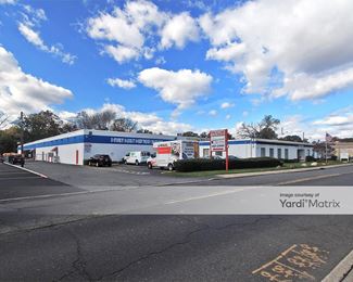 Photo 3 of Extra Space Storage - 140 Woodbine Street, Bergenfield, NJ