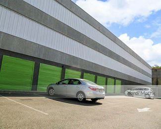 Photo 2 of Extra Space Storage - 123 Route 46 West, Lodi, NJ