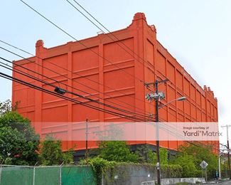 Photo 3 of Extra Space Storage - 272 Sussex Avenue, Newark, NJ