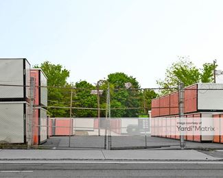 Photo 4 of Extra Space Storage - 272 Sussex Avenue, Newark, NJ