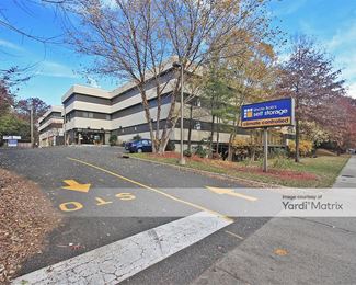 Photo 2 of Extra Space Storage - 445 Wagaraw Road, Fair Lawn, NJ