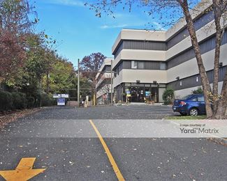 Photo 3 of Extra Space Storage - 445 Wagaraw Road, Fair Lawn, NJ