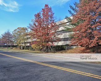 Photo 5 of Extra Space Storage - 445 Wagaraw Road, Fair Lawn, NJ
