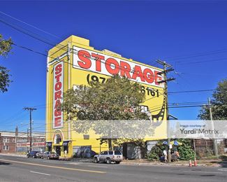 Photo 4 of Father-Son Moving-Storage - 190 Frelinghuysen Avenue, Newark, NJ