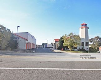 Photo 2 of Public Storage - 300 Browertown Road, West Paterson, NJ