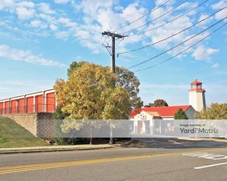 Photo 3 of Public Storage - 300 Browertown Road, West Paterson, NJ