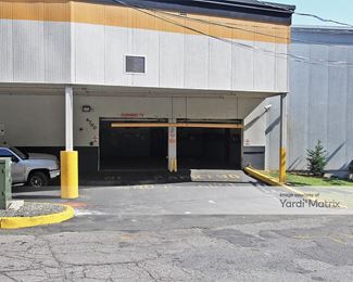 Photo 3 of Manhattan Mini Storage - 6700 River Road, West New York, NJ