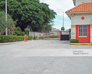Storage Units for Rent available at 1247 45th Street, West Palm Beach, FL 33407