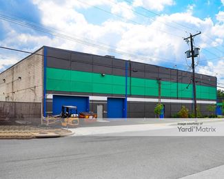 Photo 3 of CubeSmart Self Storage - 2529 Kenilworth Avenue, Hyattsville, MD