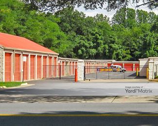 Photo 6 of Public Storage - 1751 Old Meadow Road, McLean, VA